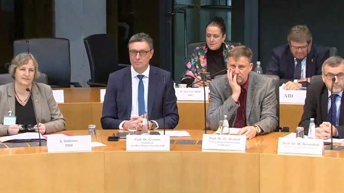 wer ist das im Bild?