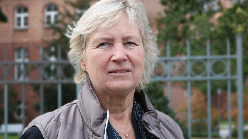 Dr. Dagmar Schlapeit Beck ist beim zwd Chefredakteurin für den Bereich Frauen und Frauengesundheit.