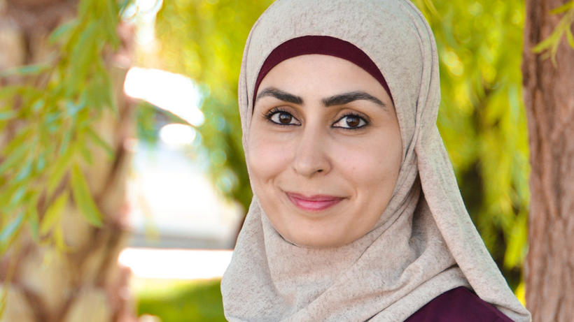 Verfassung schützt Tragen religiöser Symbole als Teil der Glaubensfreiheit. - Bild: pexels