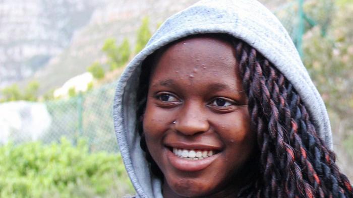 Eine fortgesetzte Schulbildung ist f&uuml;r die Zukunft der M&auml;dchen wichtig. - Bild: Pixabay / Sharon Ang