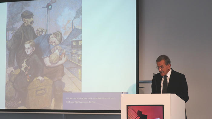 Der Gr&uuml;ndungsintendant des Humboldt Forums, Neil MacGregor - Bild: zwd