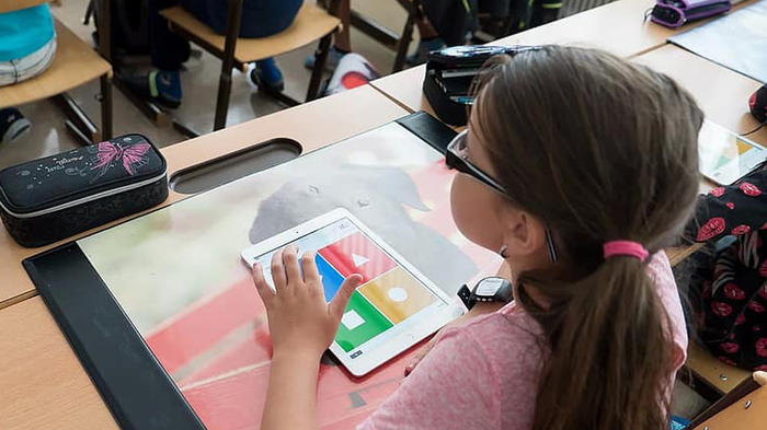 Die Bildungsoffensive soll die Digitalisierung an Schulen voranbringen. - Bild:Pikist