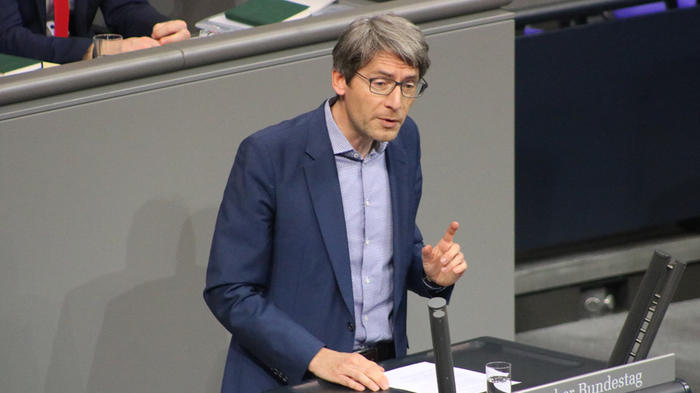 Verteidigte erneut den Bildungsetat gegen die Vorw&uuml;rfe der Opposition: Swen Schulz (SPD). - Bild: zwd