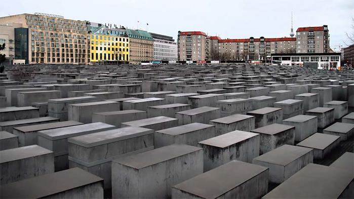 Denkmal f&uuml;r die ermordeten Juden Europas in Berlin Quelle: Wikipedia Commons